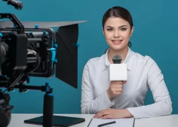 Canlı Yayında Etkili Konuşma Teknikleri