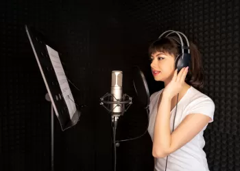 “Seslendirme Yapmak İstiyorum, Ne Yapmalıyım?” Diyenlere Öneriler