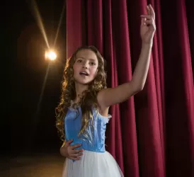 13-14 Yaş Yaratıcı Drama Kursu