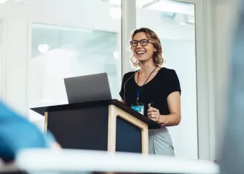 Doğru ve Etkileyici Konuşmanın 10 Yolu