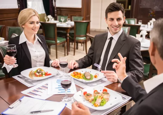 Kurumsal Zarafet Kurslari