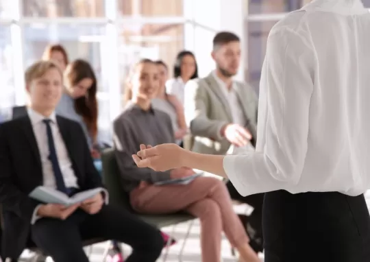 Ozel Etkili Sunum Teknikleri Kursu