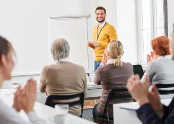 Güzel Konuşma ve Hitabet Eğitimi Almanın Yararları Nelerdir?