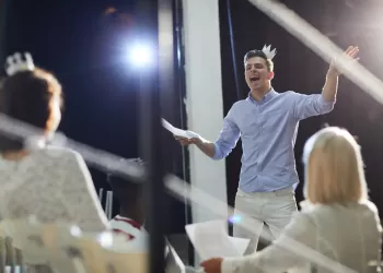 Konservatuar Hazırlık Kursları Tiyatro - Eğitimler ve Avantajları