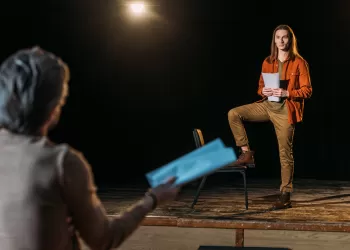 Tiyatro Bölümü Yetenek Sınavı Soruları Nasıl Belirleniyor?