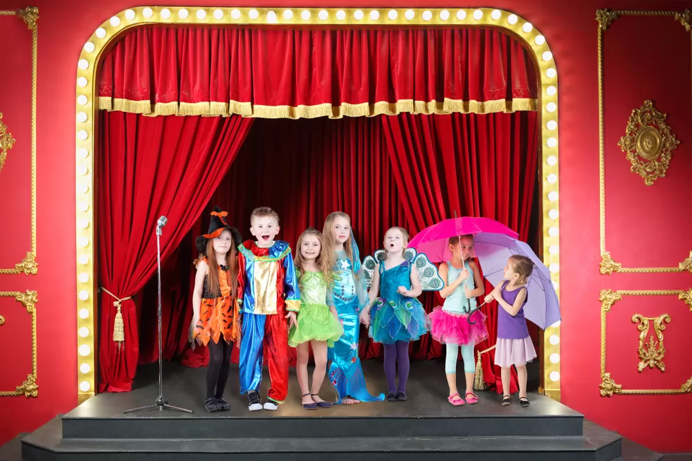 10 - 13 yaş oyunculuk kursu mezunları