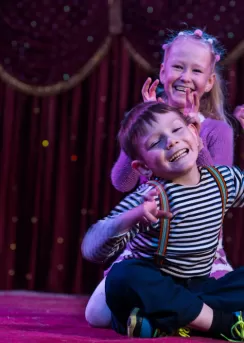 çocuklara yaratıcı drama eğitimi