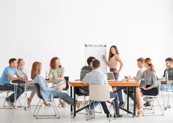 Kişisel Gelişim Eğitimleri Nelerdir? – Herkese Uygun Bir Eğitim Var!