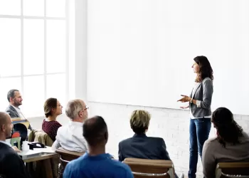 Mesleki ve Kişisel Gelişim Eğitimleri – Size En Uygun Kişisel Gelişim Kursu Hangisi?