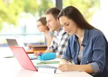 Online Kişisel Gelişim Eğitiminin Faydaları