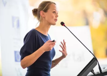 Güzel ve Etkili Konuşmanın İlkeleri