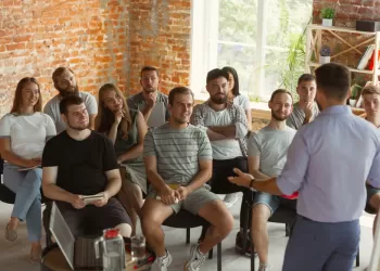 İstanbul Türkçesi Nasıl Öğrenilir? - Doğru ve Güzel Konuşmanın Sırlarını Öğrenin!