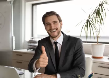 Olumlu İzlenim Bırakacak Beden Dili Hareketleri