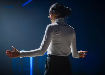 Topluluk Önünde Konuşma Teknikleri