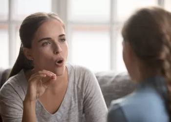 Diksiyon Kursu Açma Şartları Nelerdir?