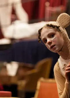 10-12 yaş yaratıcı drama kursu