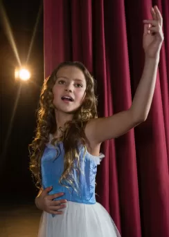 13-14 yaş yaratıcı drama kursu