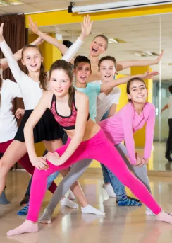 çocuklar için dans kursu