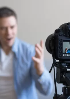 kamera önü oyunculuk eğitimi