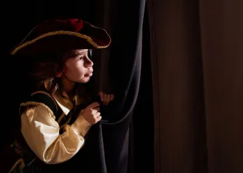 Tiyatronun Çocuk Psikolojisine Faydaları: Sahnenin İyileştirici Gücü