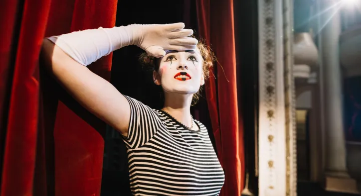 Herkes Oyunculuk Eğitimi Alabilir mi? Yetenek Şart mı, Teknik Yeterli mi?