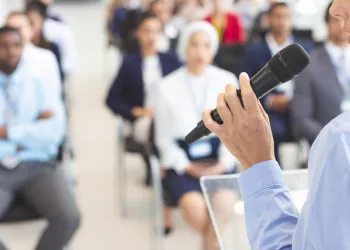 Seslendirme ve Spikerlik İçin Diksiyon Eğitimi Ne Kazandırır?